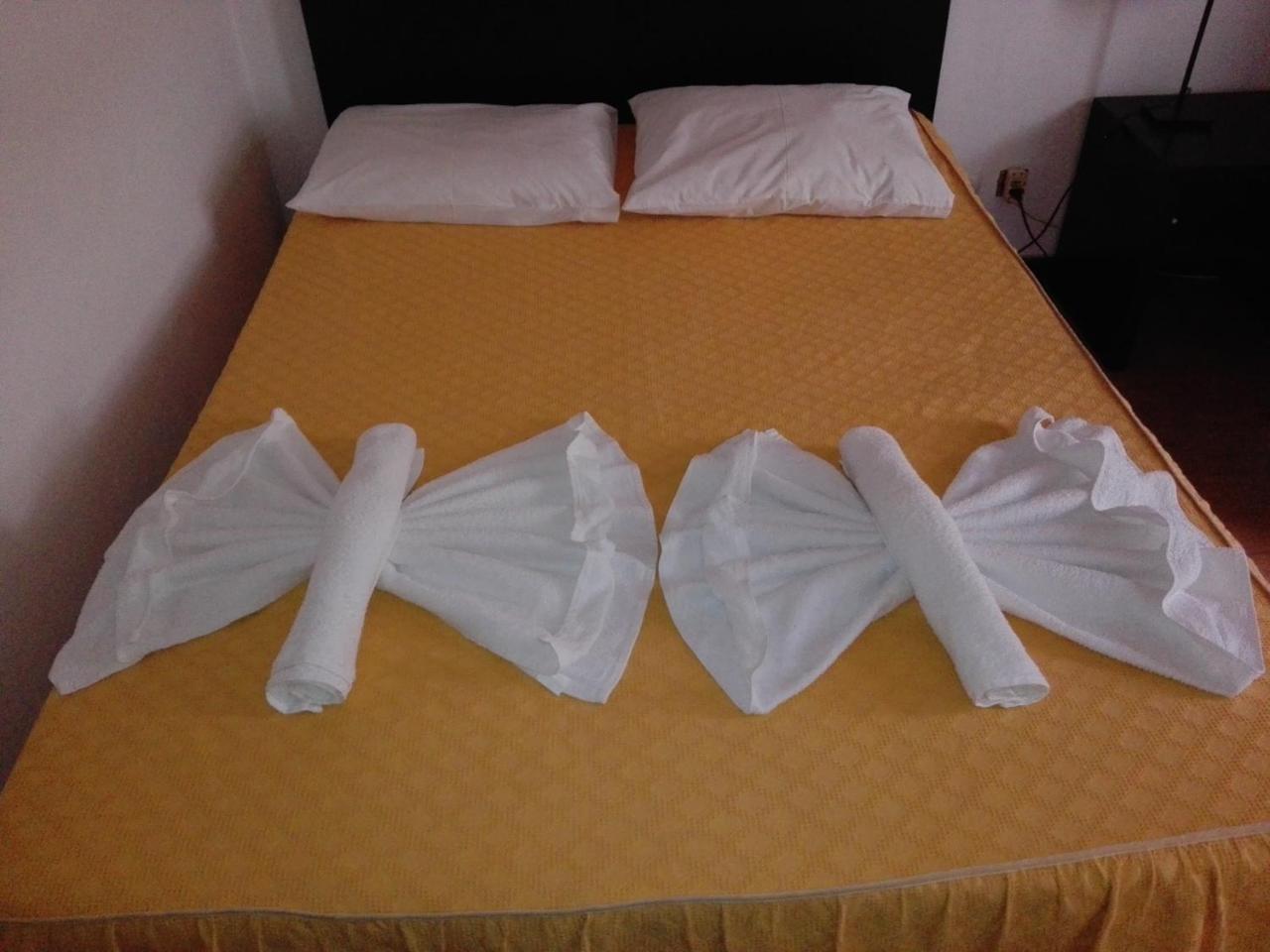 Bed and Breakfast Resedencial centro Vimioso Exterior foto